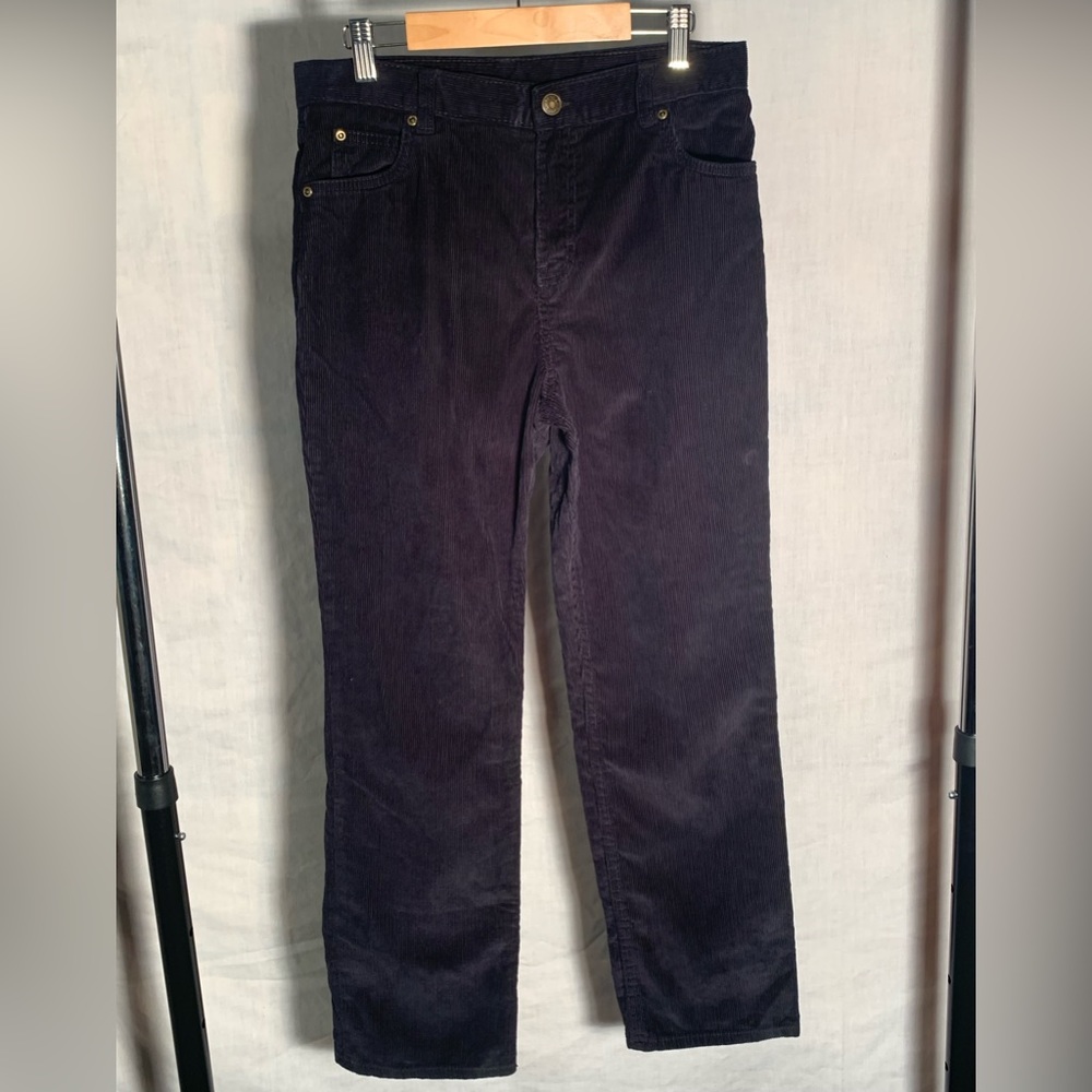 Carter’s kid’s boys black corduroy pants boys size: 14| no flaws